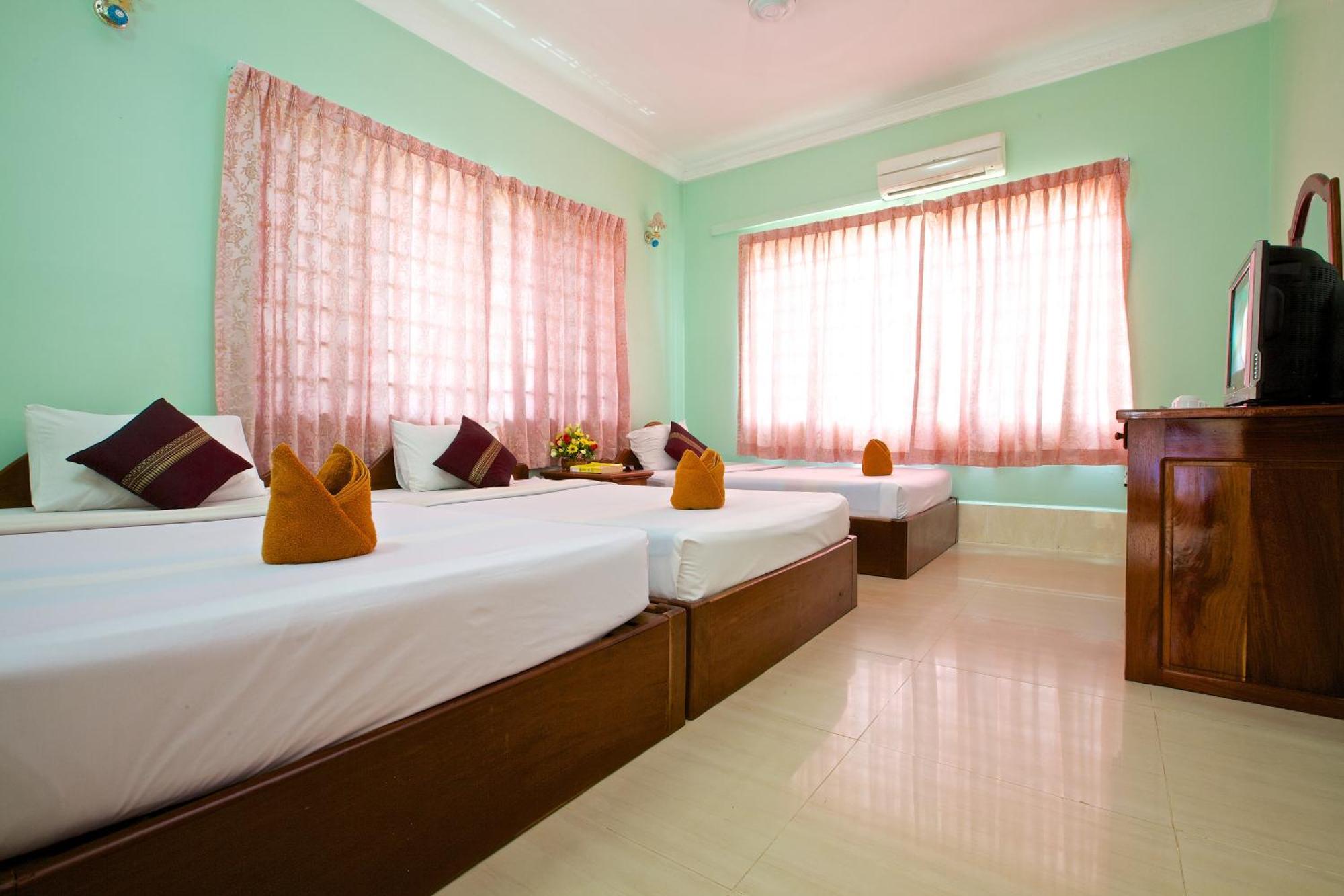 Damnak Riverside Villa Sziemreap Kültér fotó