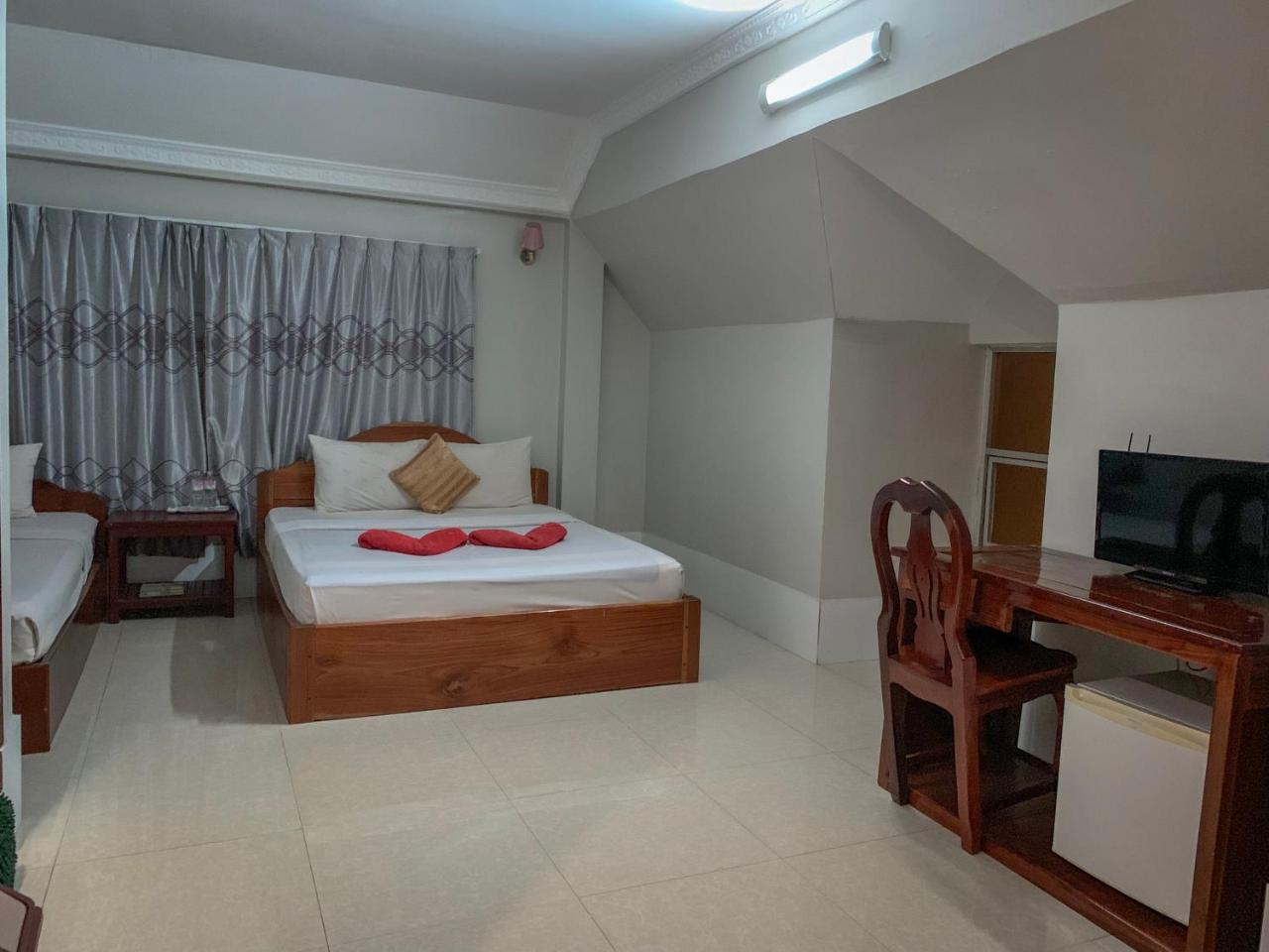 Damnak Riverside Villa Sziemreap Kültér fotó