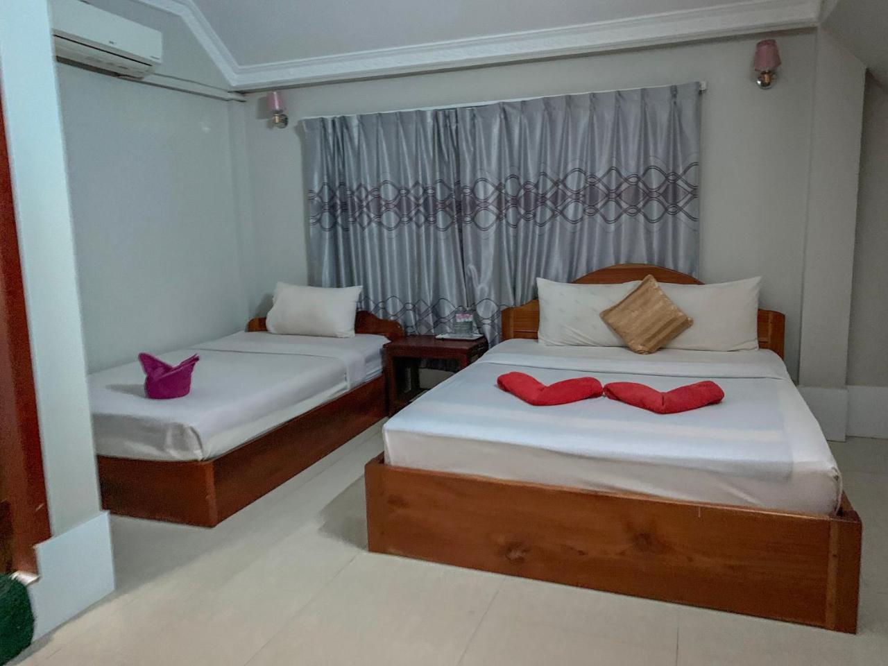 Damnak Riverside Villa Sziemreap Kültér fotó