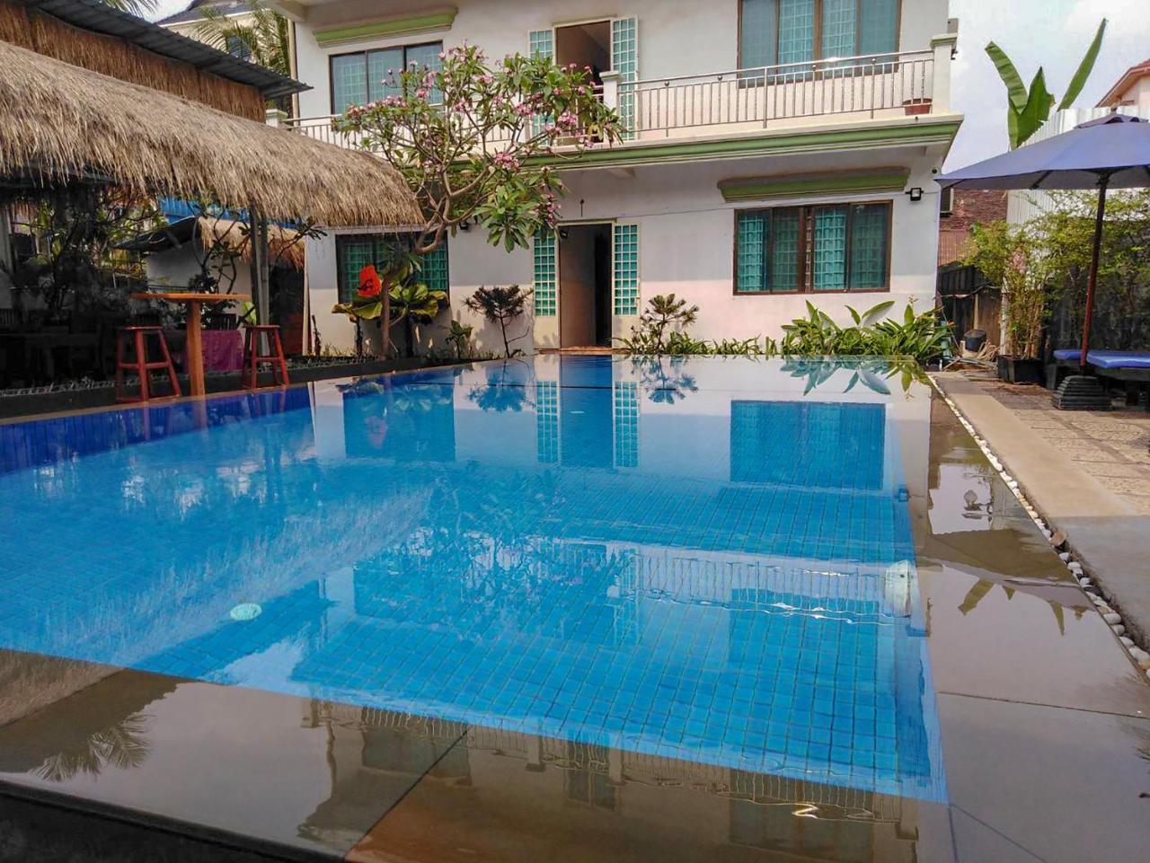 Damnak Riverside Villa Sziemreap Kültér fotó